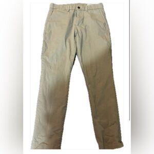 Gap 29 w 30 l Men's a
 Gap Athletic Taper Pants